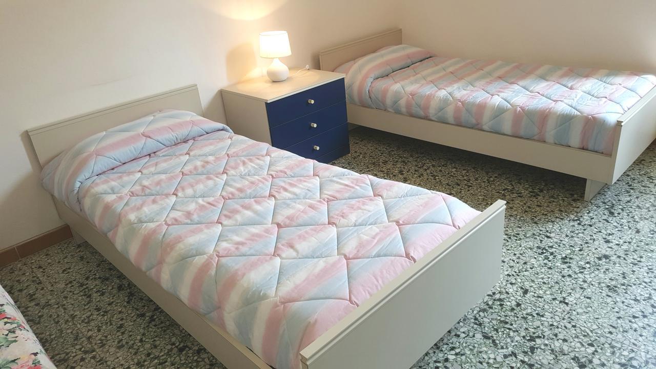 Il Giardino Del Nespolo Bed & Breakfast Alghero Bagian luar foto